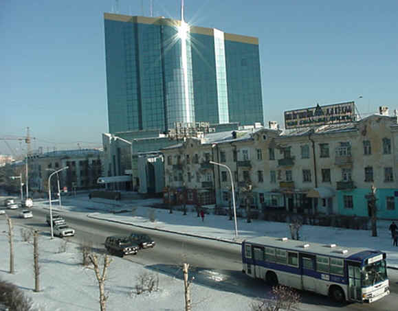Ulaanbaatar im Dezember 2000.jpg (72409 Byte)